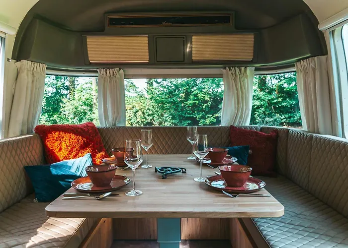 Amerikaanse Airstream Caravan Met Hottub Aldeamento Turístico *