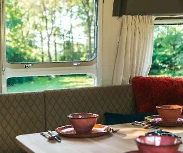 Amerikaanse Airstream Caravan Met Hottub * كيسيل